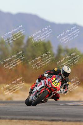 media/Feb-08-2025-CVMA (Sat) [[fcc6d2831a]]/Race 11-Amateur Supersport Open/